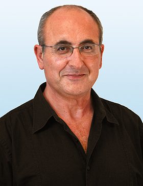 דניאל בן-סימון